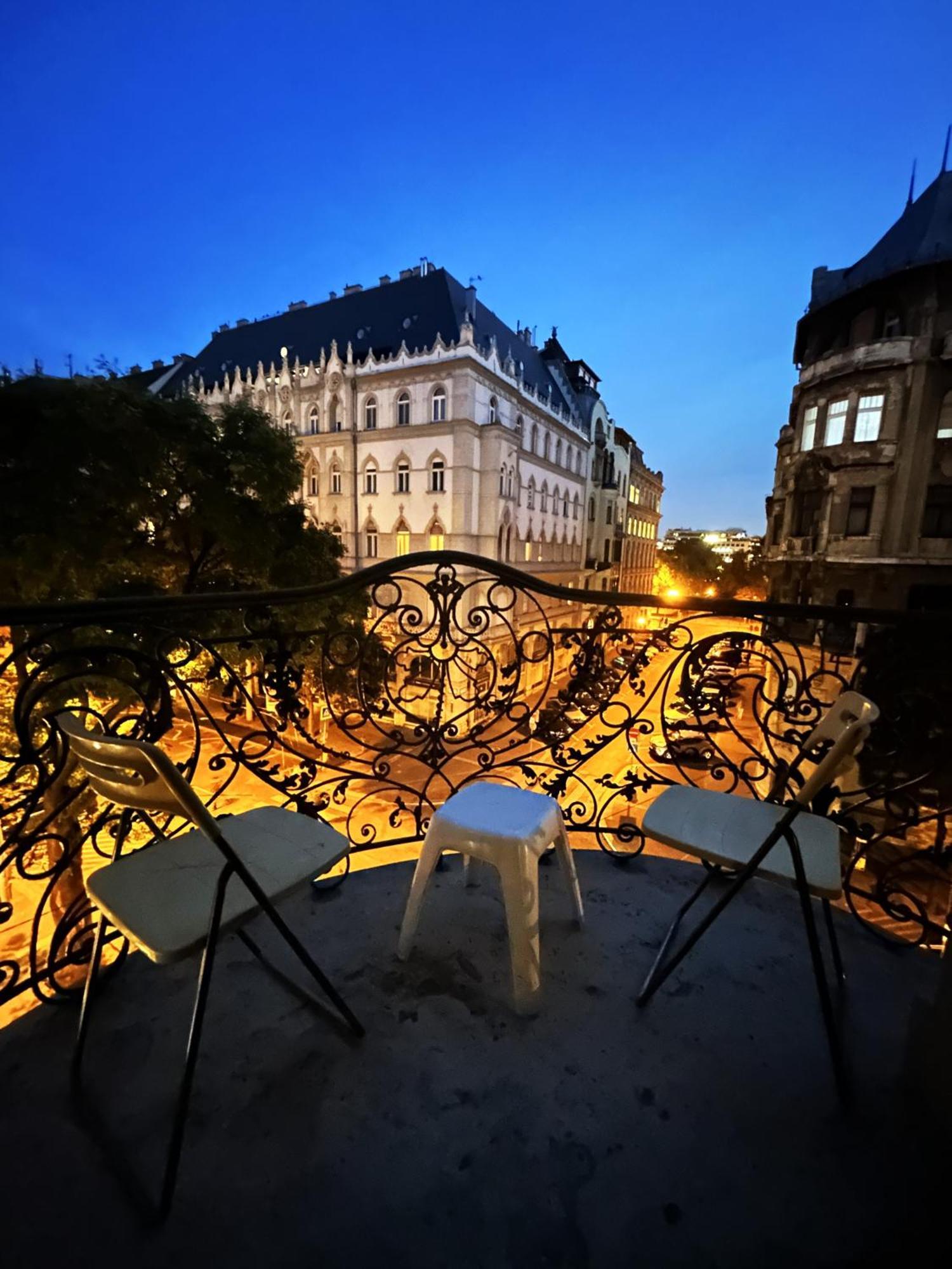 Chain Bridge Apartment ブダペスト エクステリア 写真